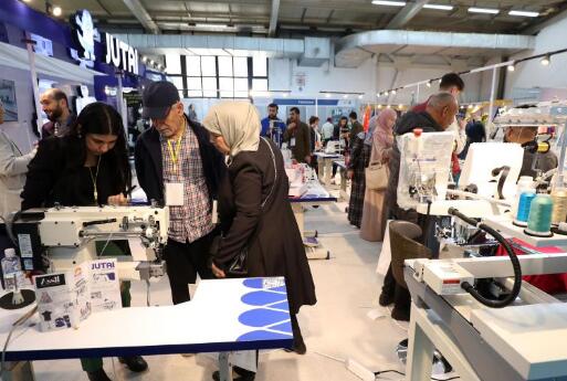 阿尔及利亚举行国际纺织展