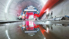 假期攻坚 京西筑通途