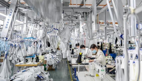 多措并举促进群众“家门口就业”