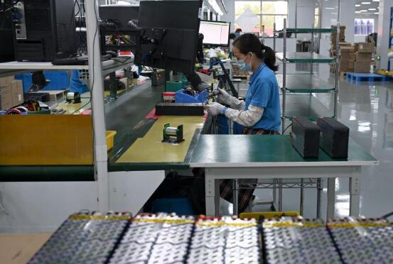 新能源新材料产业加速集聚