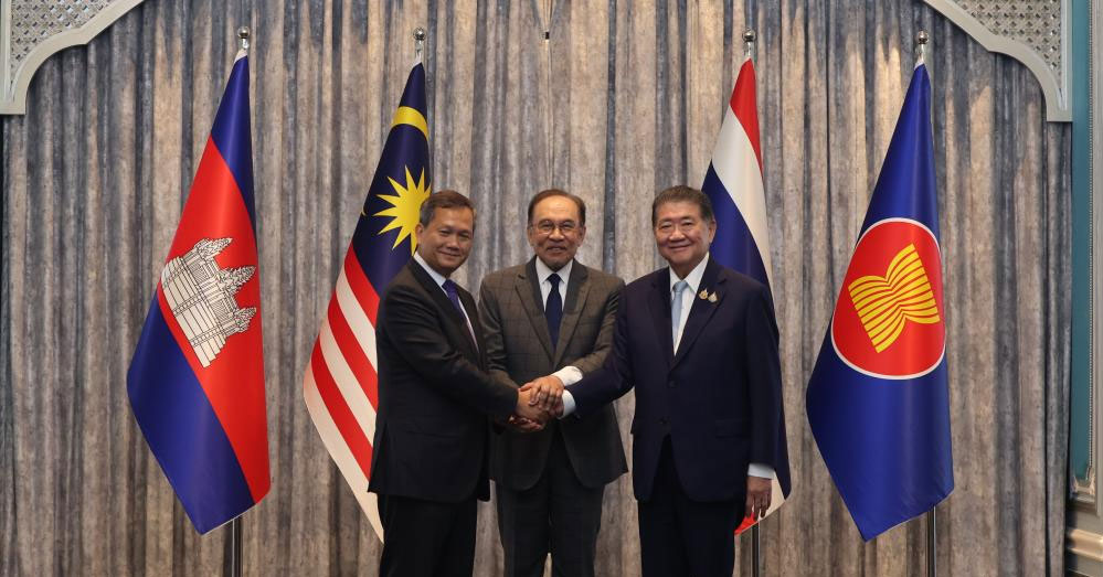 马来西亚总理说泰柬同意停火