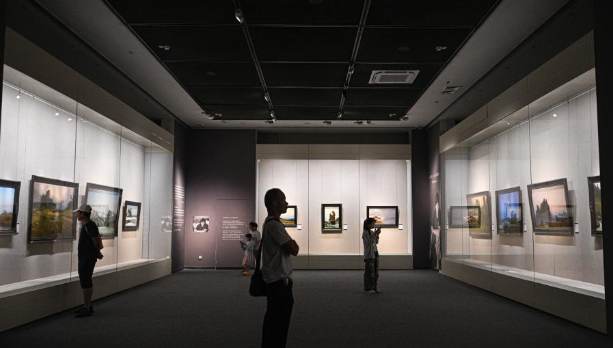 走进俄罗斯当代艺术大师经典作品展