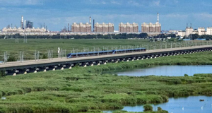 最北高寒高铁哈齐高铁开通运营十周年