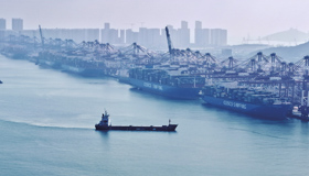 今年以来青岛港外贸航线数量持续增加